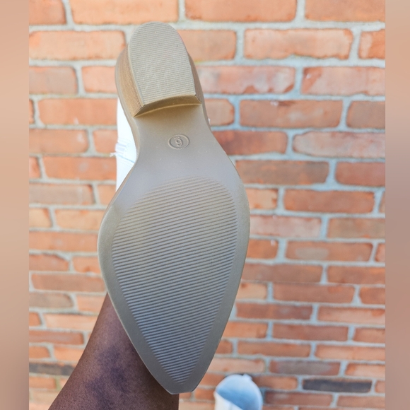 Universal Thread Cream Floral Western Boots – Size 6 - Picture 6 of 15